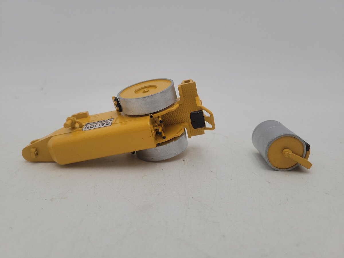Custom Built 1:50 Scale Galion Chief Roll-O-Matic 3 Drum Roller VG