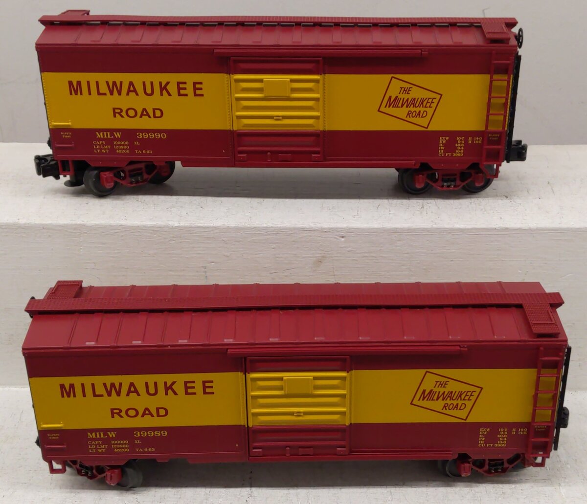 MTH O Gauge Milwaukee Road 40' Box Cars #39990,39989 [2] LN