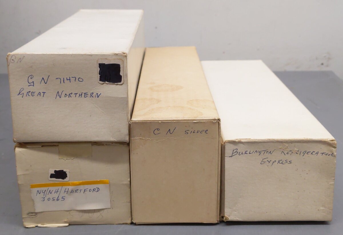 KMT Vintage O Boxcars: 76263, 71470, 205300, 30565 [4] VG