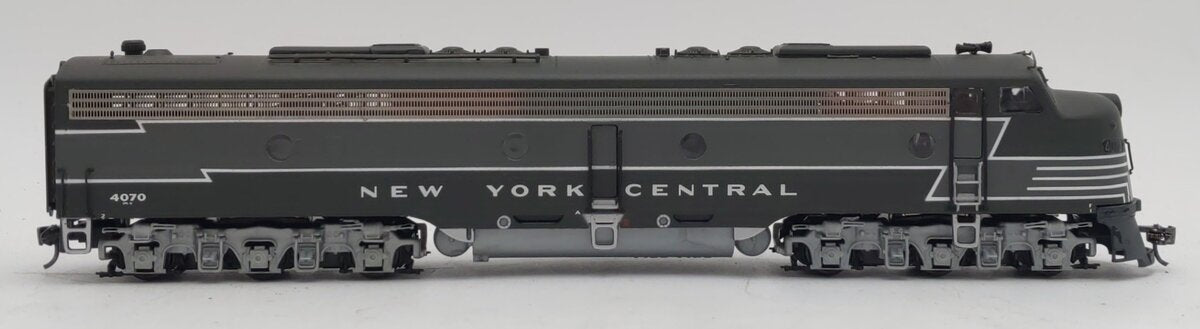 Proto 2000 8193 HO Scale New York Central E8/9 Diesel Locomotive #4070 EX