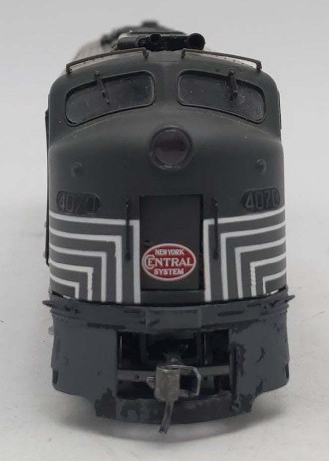 Proto 2000 8193 HO Scale New York Central E8/9 Diesel Locomotive #4070 EX