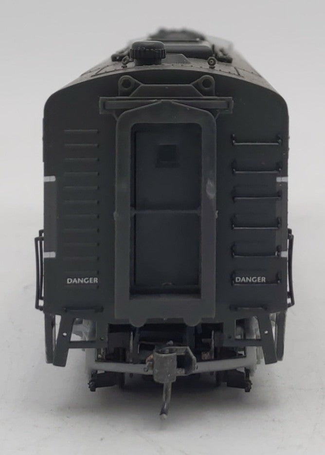 Proto 2000 8193 HO Scale New York Central E8/9 Diesel Locomotive #4070 EX