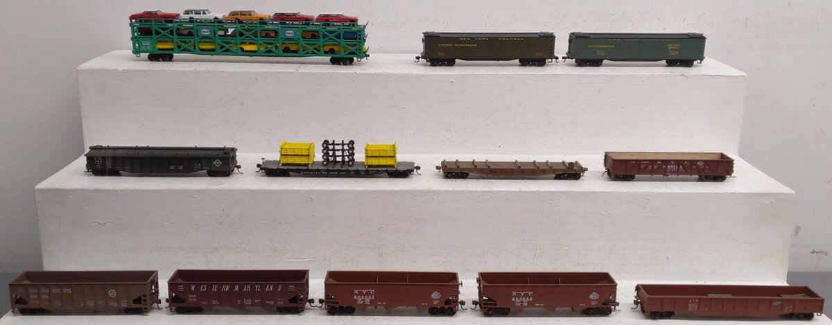 Revell & Others HO Scale Assorted Freight Cars; 905534, 4052, 5019, 6087, [12] VG