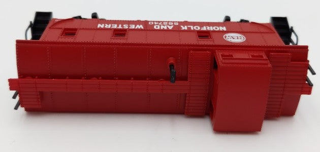 Atlas 35703 N Scale Norfolk & Western Cupola Caboose #562740 LN/Box