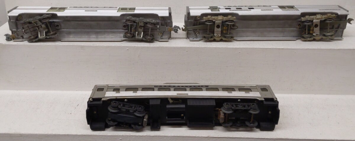 AMT Vintage O Santa Fe and Pennsylvania Passenger Cars: 5260, 4170, 3407 [3]