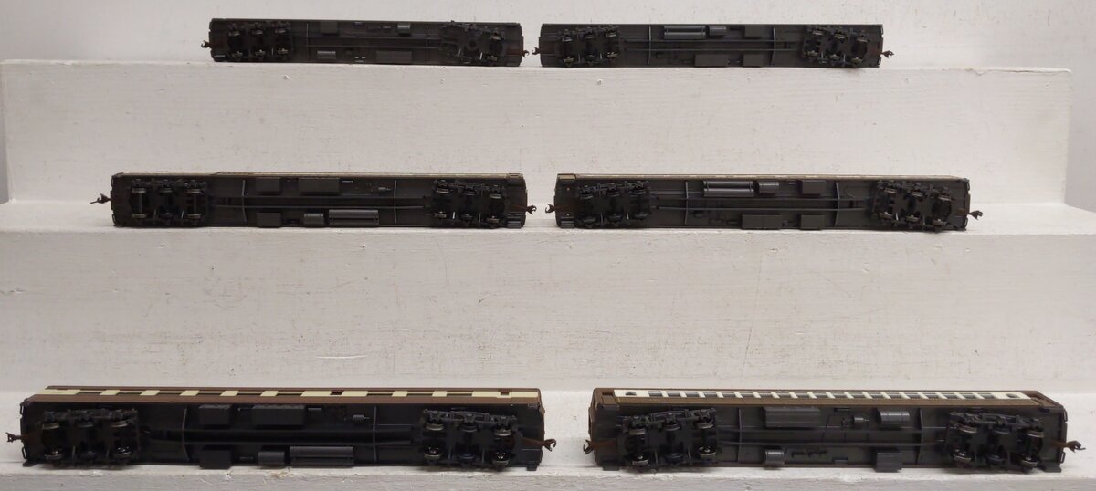 Rivarossi HO Scale New York Central Lines Passenger Cars [6] VG
