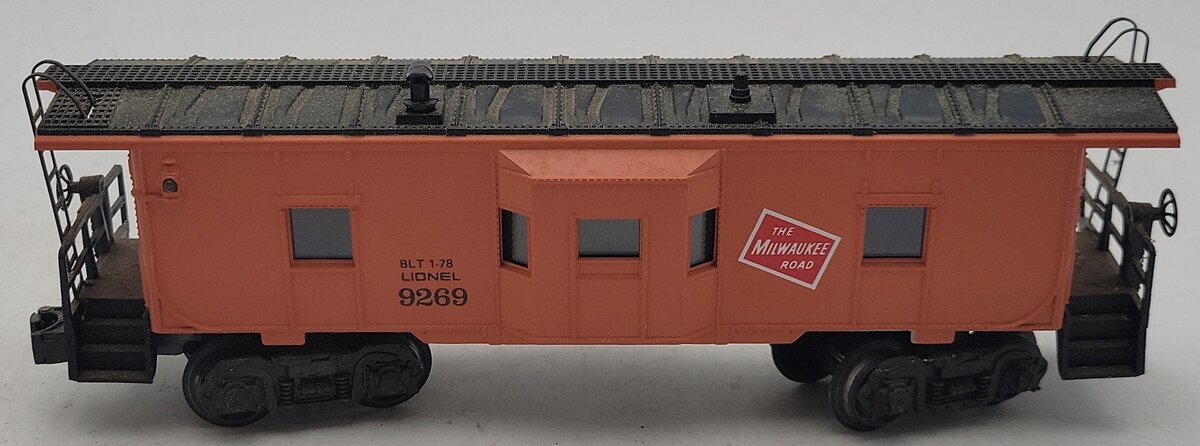 Lionel 6-9269 O Milwaukee Road Bay Window Caboose EX