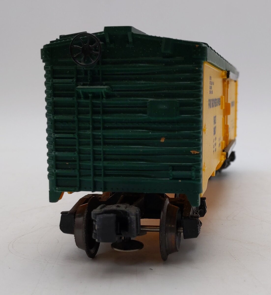 Lionel 6-6102 O Gauge Great Northern 4-Bay Covered Hopper EX/Box