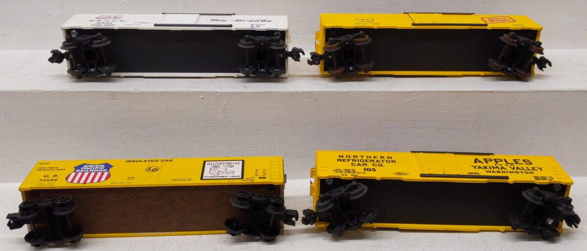 KMT O Gauge Assorted Boxcars 74586, 73684, 105, 4461 [4] VG