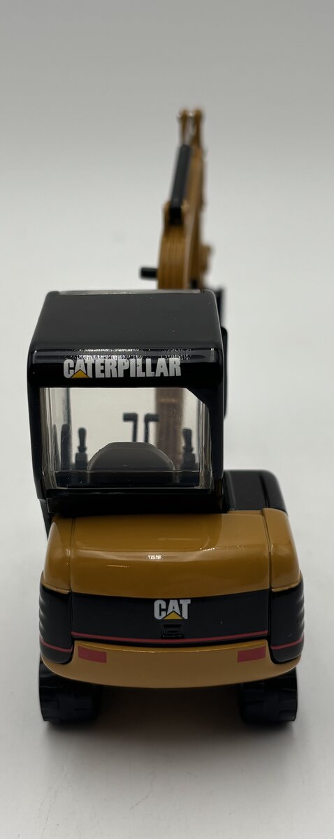 Norscot 55085 1:32 Diecast Caterpillar 302.5 Mini-Hydraulic Excavator w/Tools LN/Box