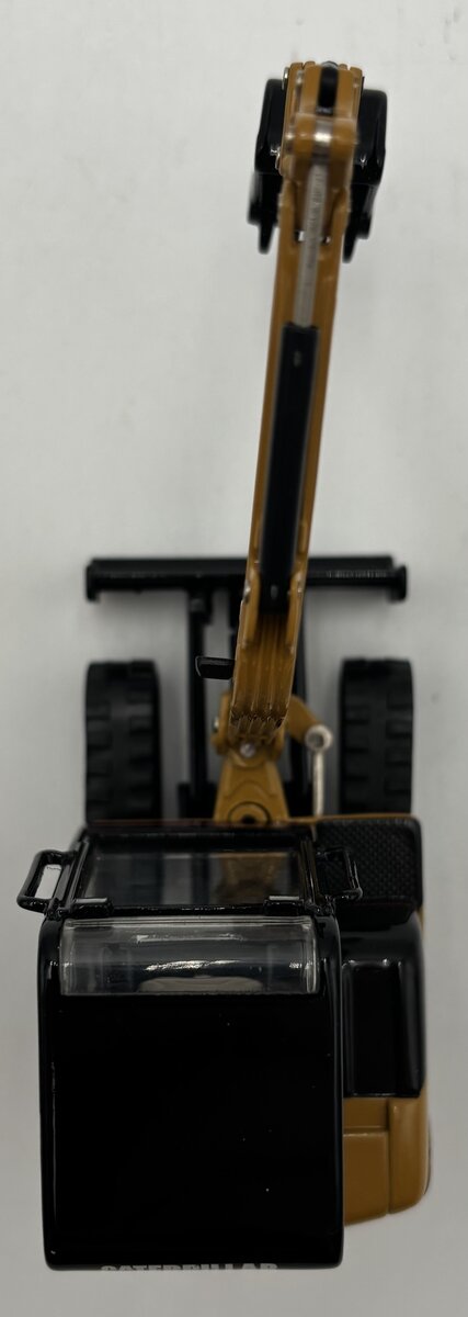 Norscot 55085 1:32 Diecast Caterpillar 302.5 Mini-Hydraulic Excavator w/Tools LN/Box