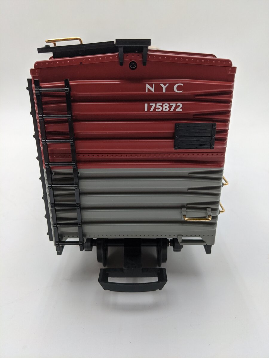 LGB 47914 G Scale NYC Pacemaker Boxcar #175872 EX/Box