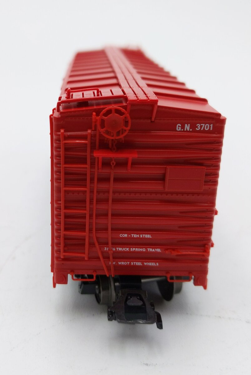 Marklin 45642-02 HO Scale Great Northern Boxcar 3701 LN/Box