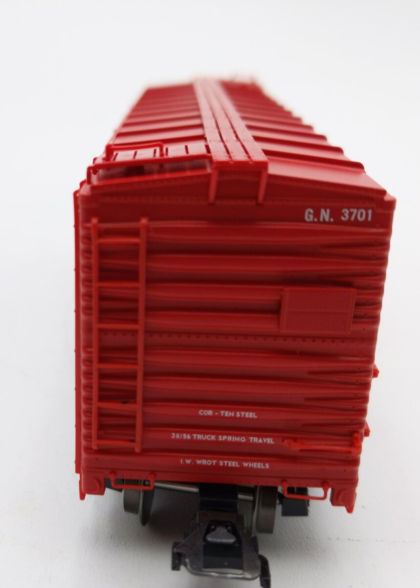 Marklin 45642-02 HO Scale Great Northern Boxcar 3701 LN/Box
