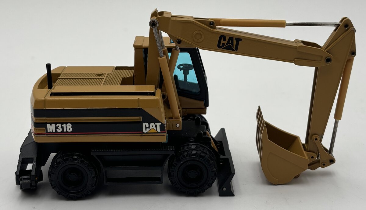 NZG 405 1:50 Scale Diecast Caterpillar M318 Wheeled Excavator EX/Box