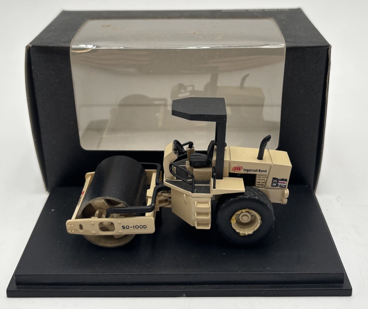 Ingersoll-Rand 1:72 Roller Compactor SD-100D LN/Box