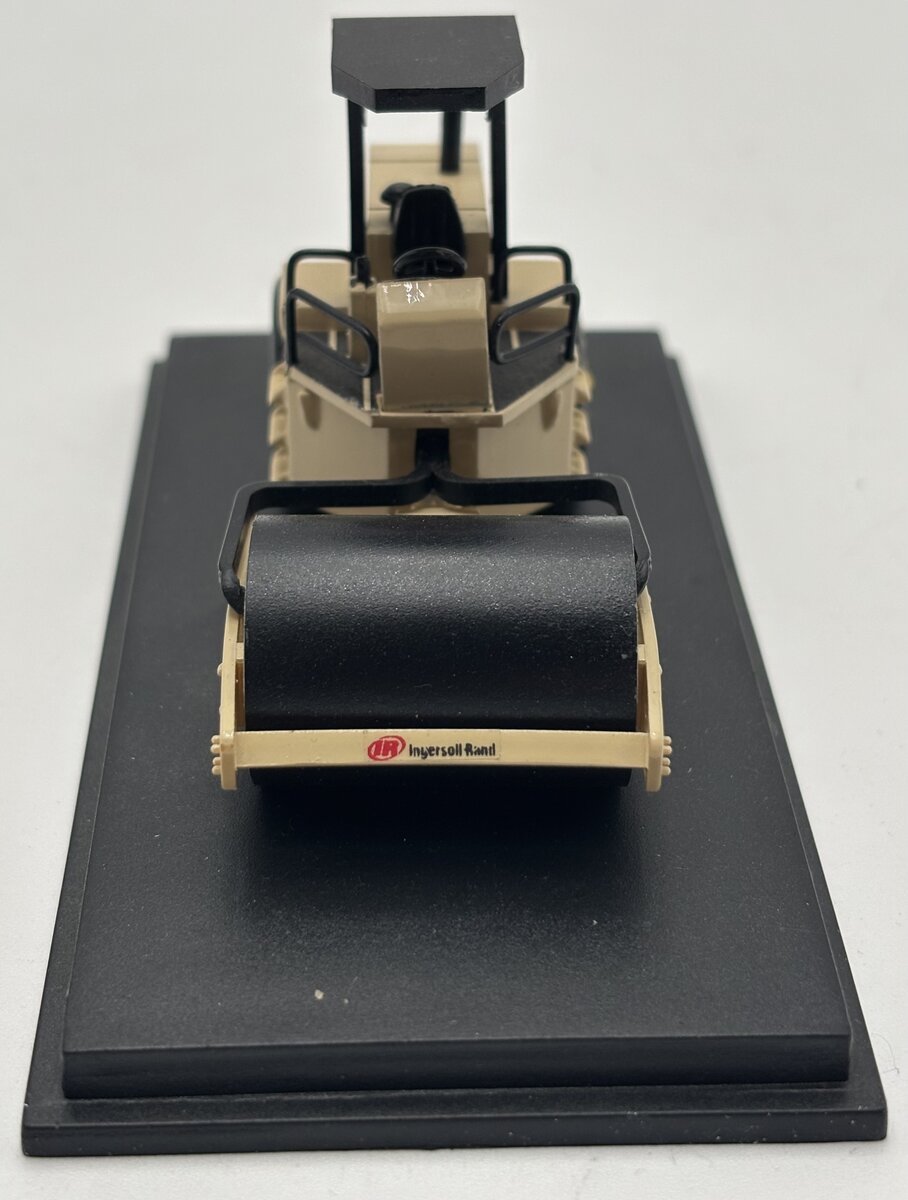 Ingersoll-Rand 1:72 Roller Compactor SD-100D LN/Box