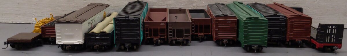 Athearn & Others Ho Scale Assorted Freight Cars [13] VG