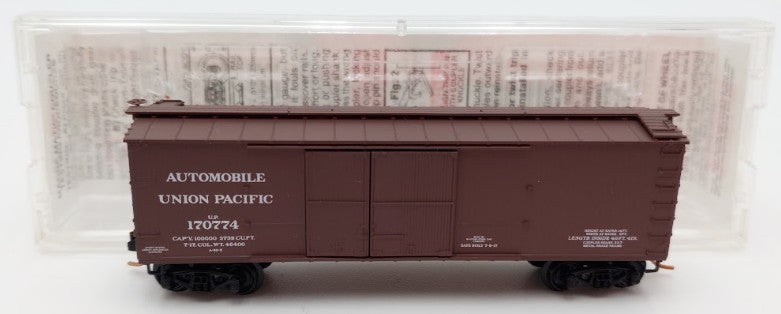 Micro-Trains 04100010 N Scale Union Pacific 40' Double Sheathed Boxcar #170774 EX/Box