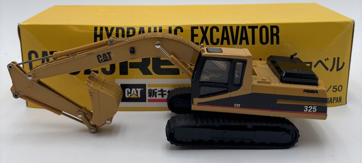 Caterpillar 1:50 CAT Mitsubishi 325 REGA Hydraulic Excavator EX/Box