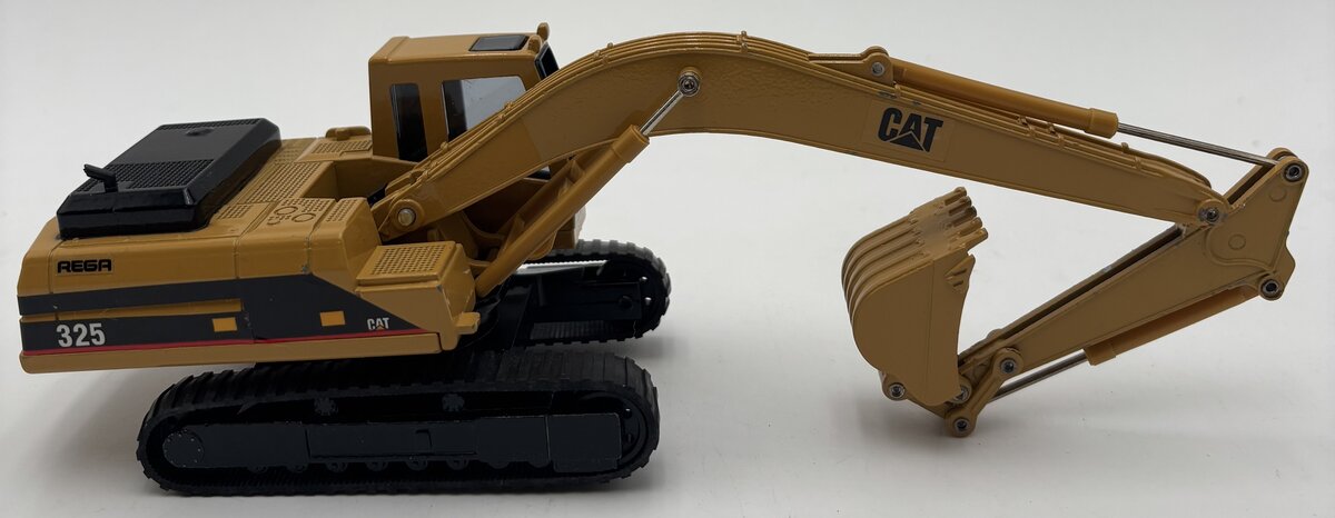 Caterpillar 1:50 CAT Mitsubishi 325 REGA Hydraulic Excavator EX/Box