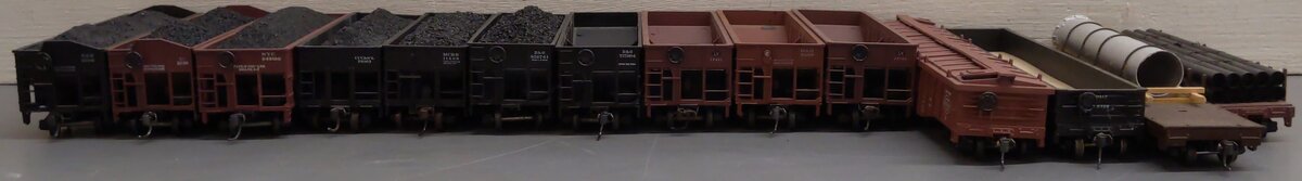 Athearn & Other HO Scale Assorted Freight Cars [14] VG