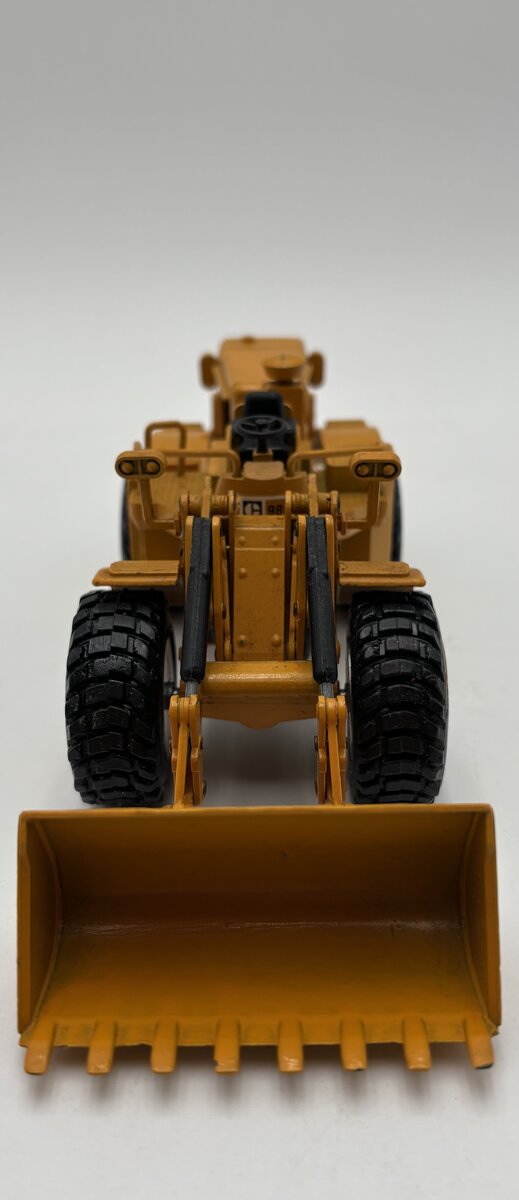 NZG 134 1:50 CAT 988 Radlader Wheel-Type Loader EX/Box