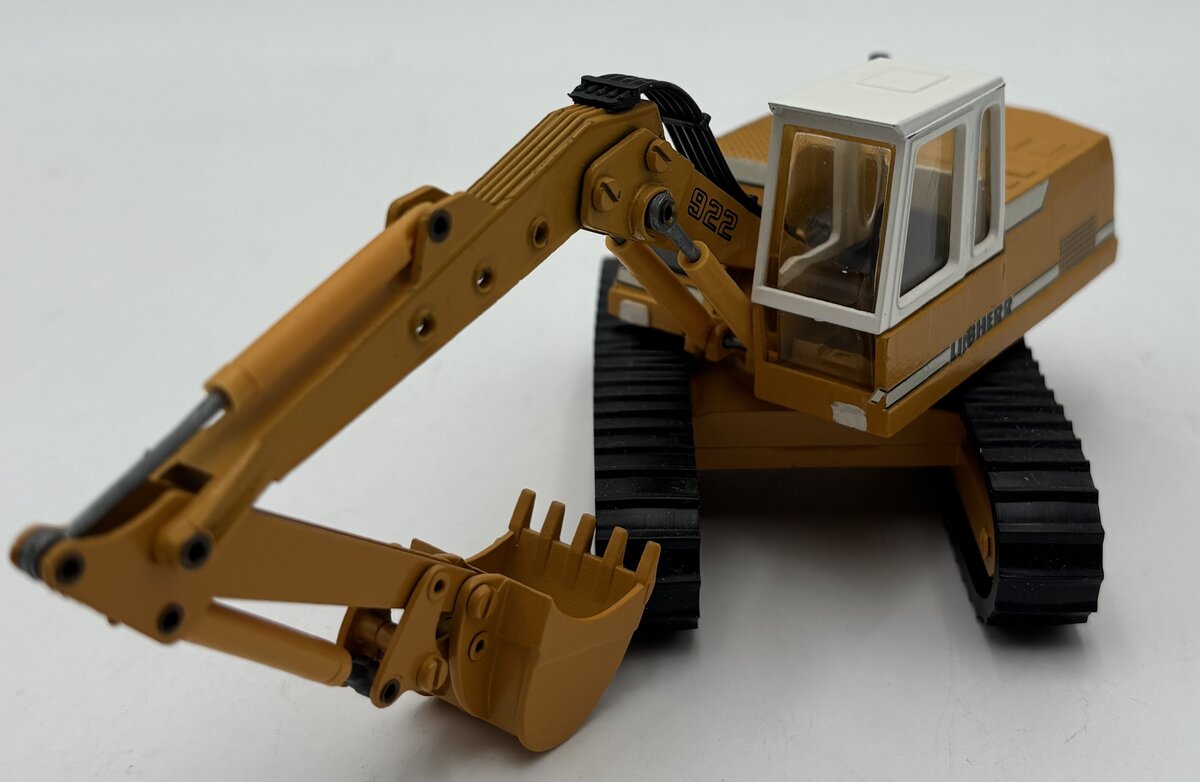 Conrad 2825 1:50 Scale Diecast Liebherr R922 Excavator EX/Box