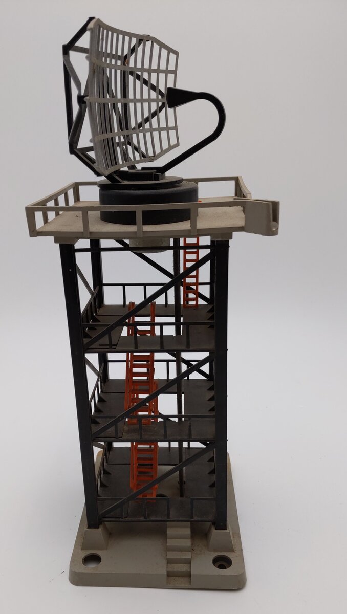 Lionel 197 Vintage O Rotating Radar Antenna - Gray Platform VG