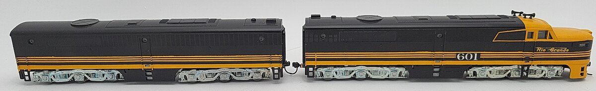 Athearn HO Custom Painted Rio Grande Diesel A/B Powered Locomotives #601