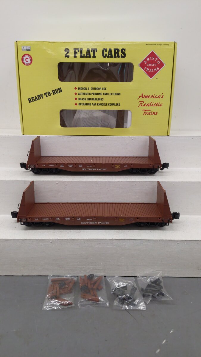 Aristo-Craft 46403T G Southern Pacific Bulkhead Flat Car - Plastic Wheels