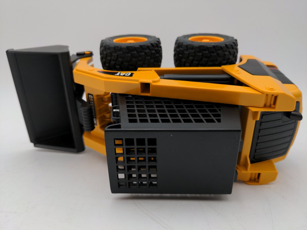 Bruder 2435 02435 1:16 Scale Diecast CAT Skid Steer Loader EX/Box
