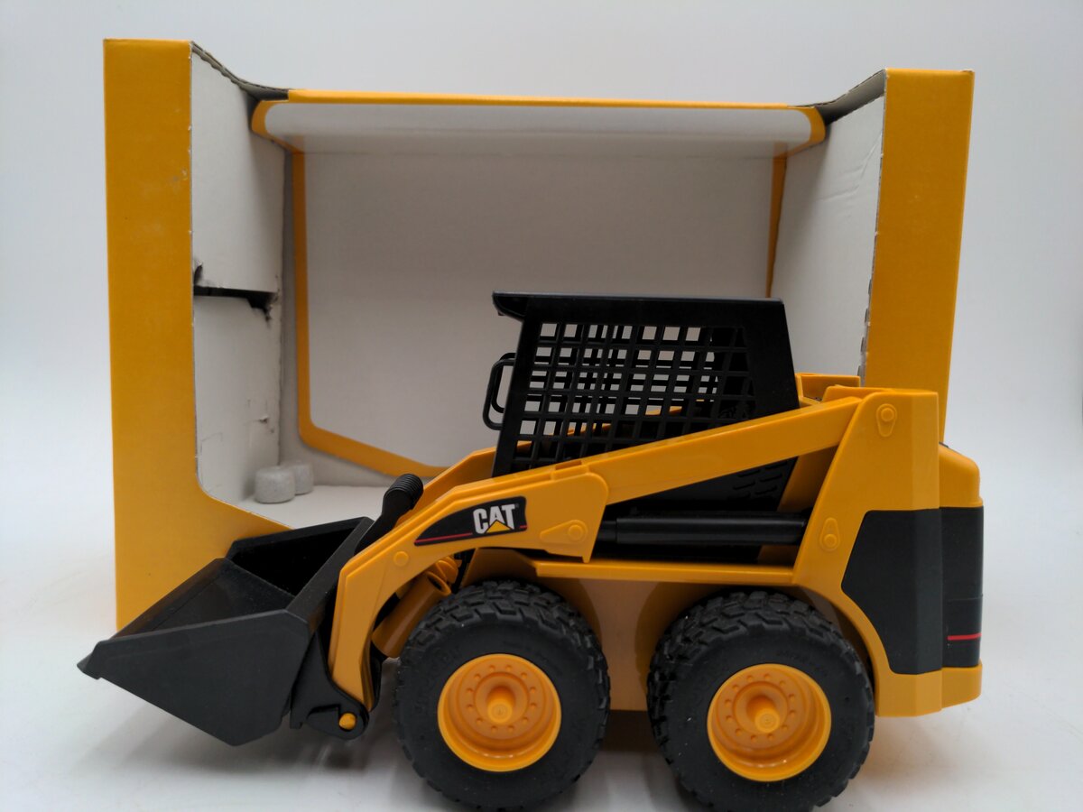 Bruder 2435 02435 1:16 Scale Diecast CAT Skid Steer Loader EX/Box