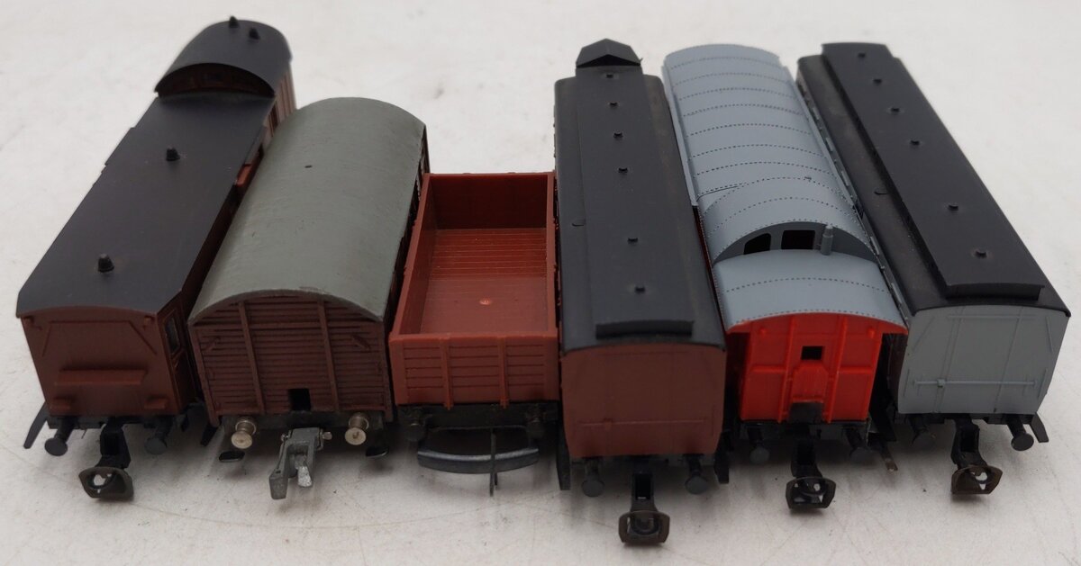 Tri-ang and Others TT Gauge Assorted Freight Cars [6] EX