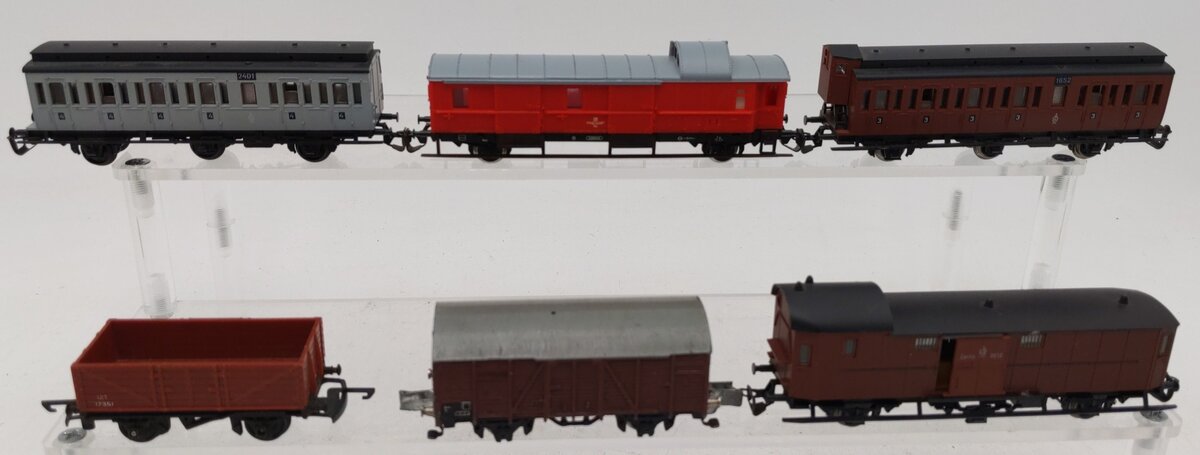 Tri-ang and Others TT Gauge Assorted Freight Cars [6] EX