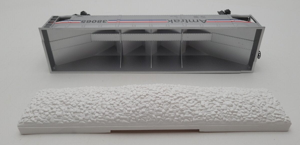 MTH 30-75168 Amtrak Hopper Car #38065 VG/Box