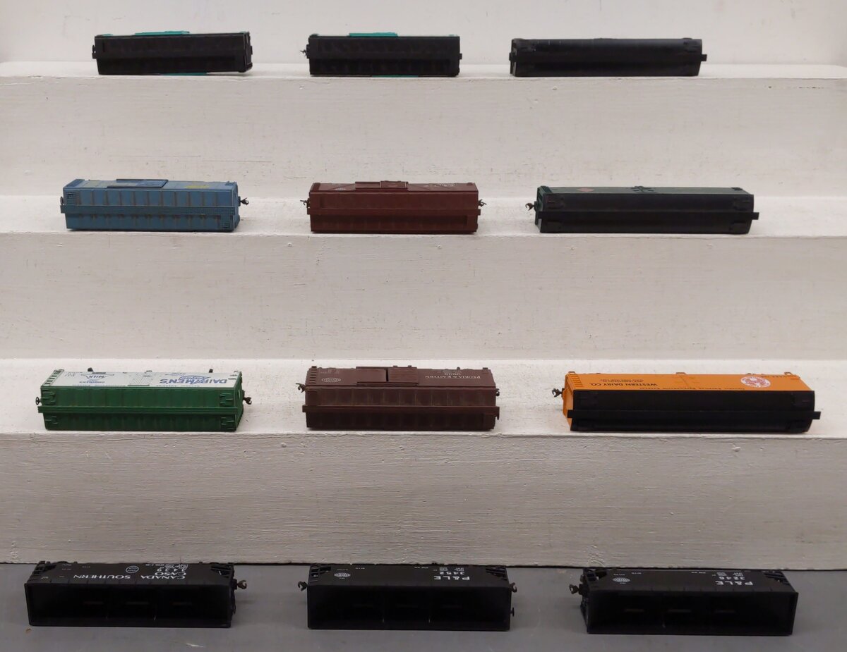 Mantua, Varney & Other HO Scale Freight Cars [12] VG