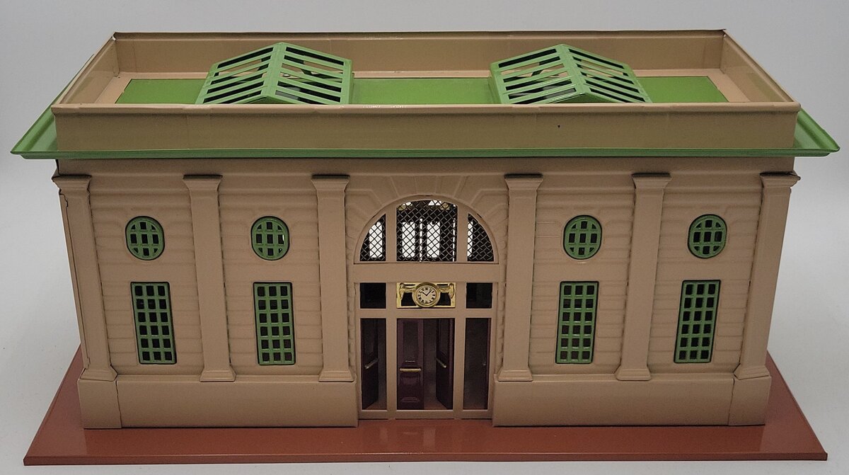 T-Reproductions 116 Standard Gauge Illuminated Passenger Station VG