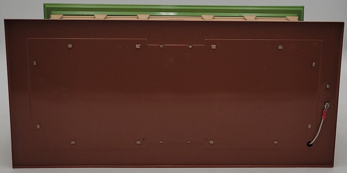 T-Reproductions 116 Standard Gauge Illuminated Passenger Station VG