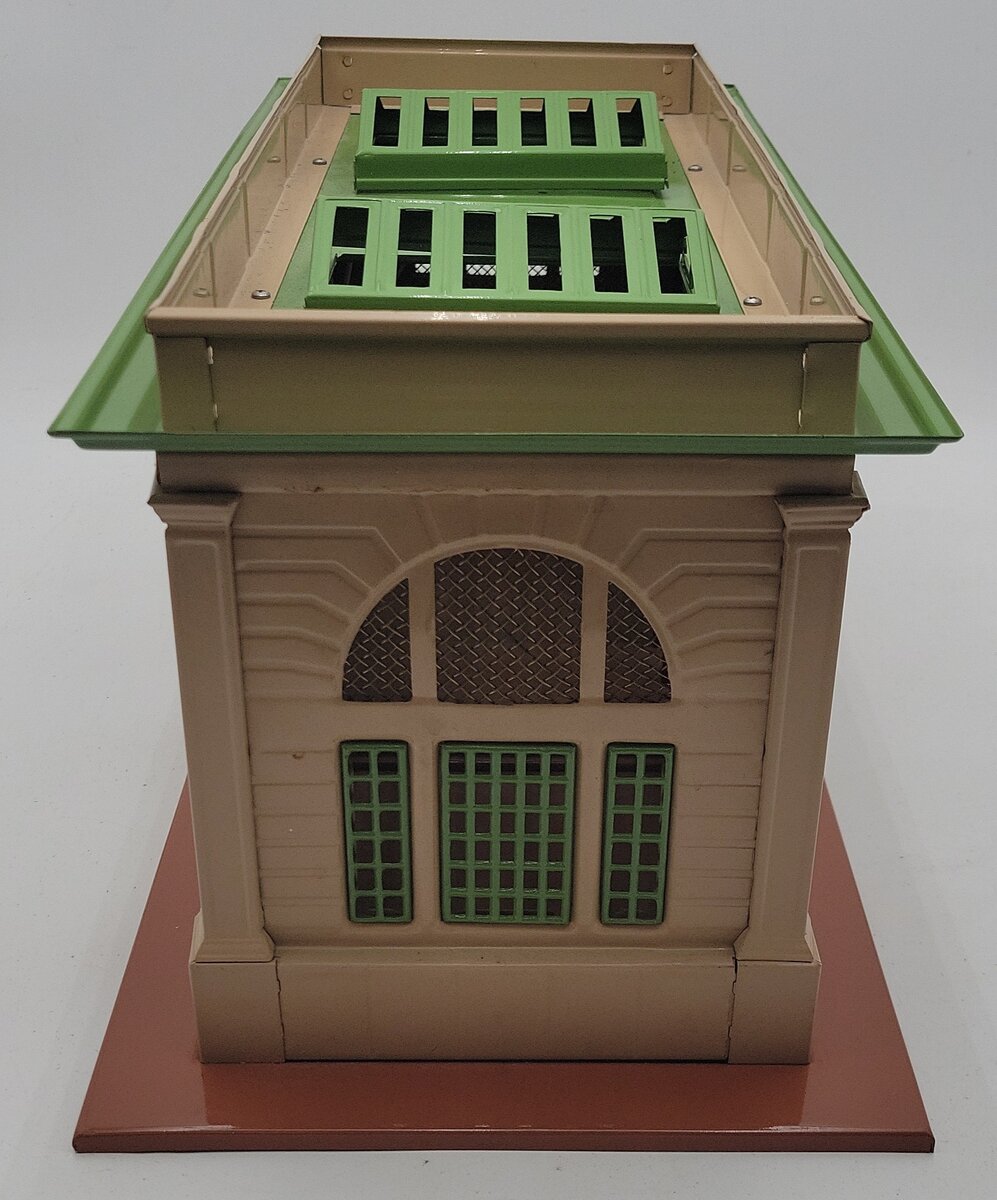 T-Reproductions 116 Standard Gauge Illuminated Passenger Station VG
