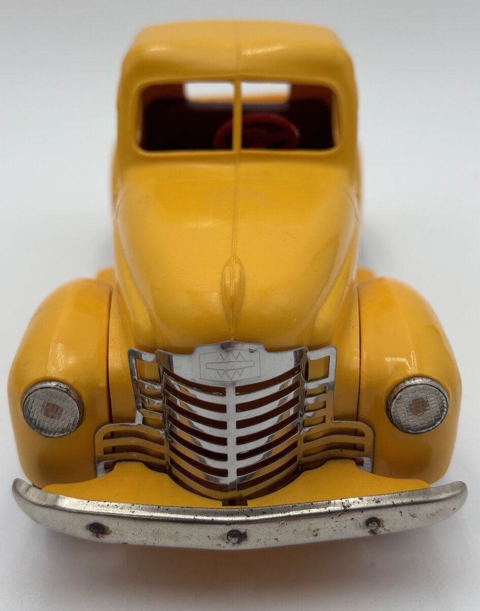 Product Miniature Co. 1940s Yellow International Harventer Promotional Pick-up  EX/Box