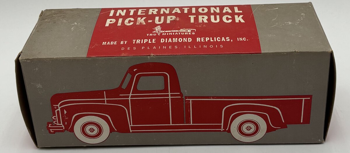 Product Miniature Co. 1940s Yellow International Harventer Promotional Pick-up  EX/Box