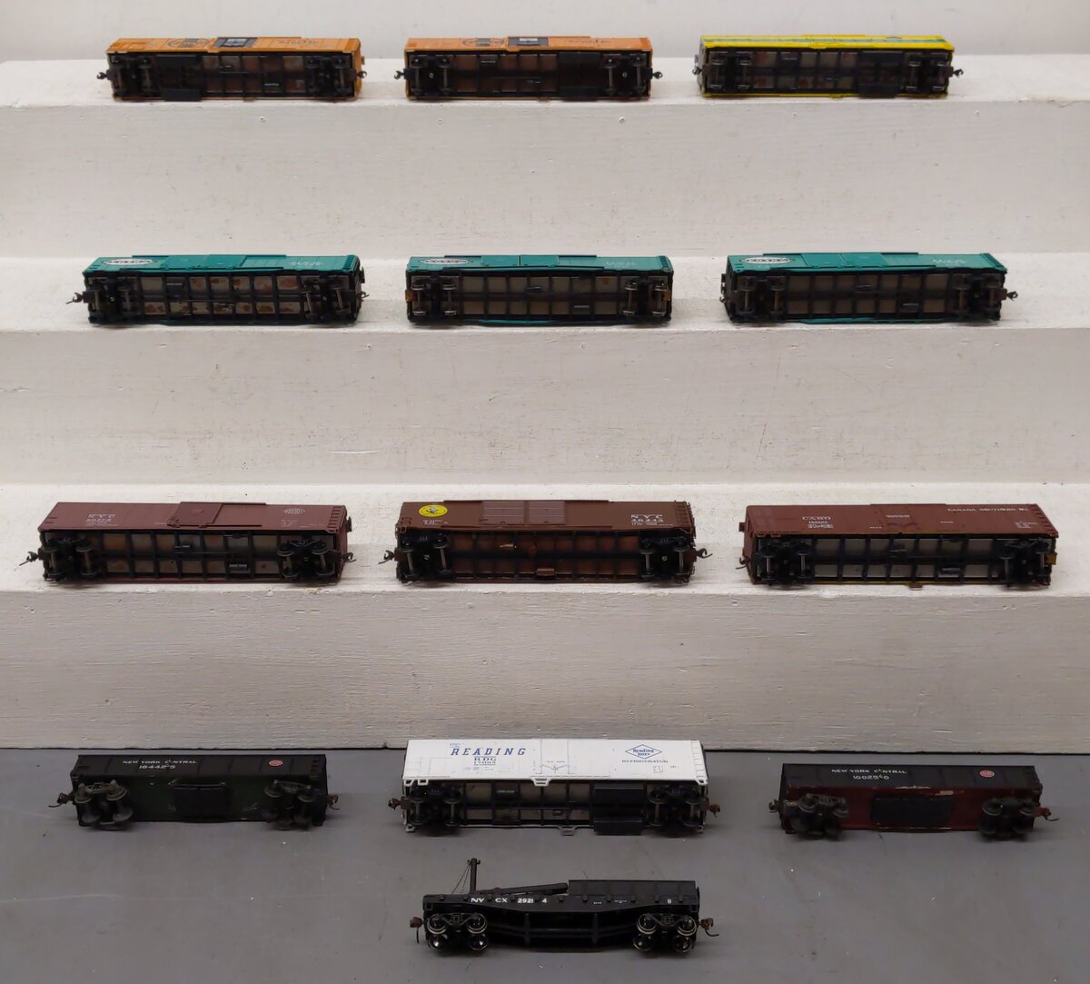 Athearn, Varney & Other HO Scale Freight Cars [13] VG