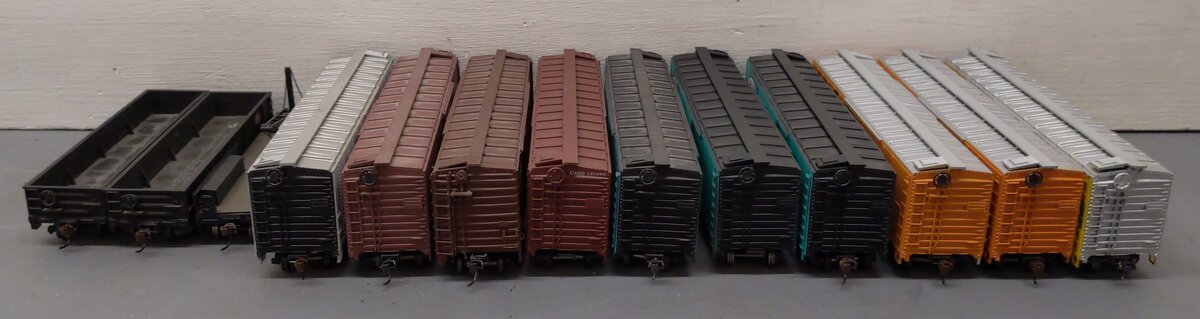 Athearn, Varney & Other HO Scale Freight Cars [13] VG