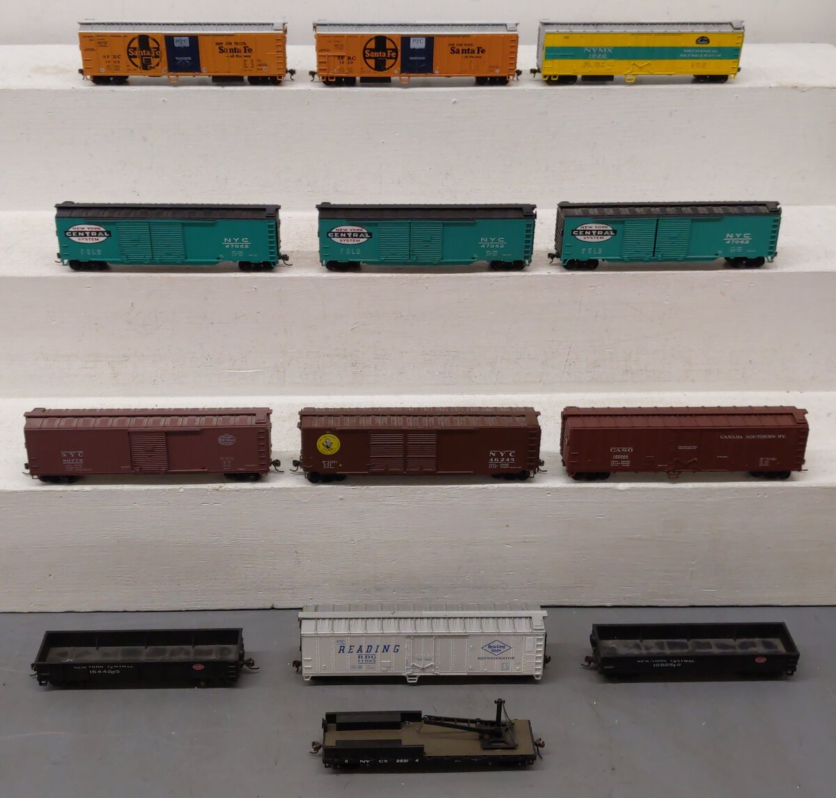 Athearn, Varney & Other HO Scale Freight Cars [13] VG