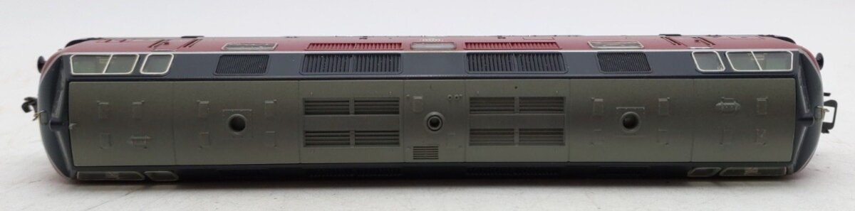 Marklin 3882 HO Scale Deutsche Bundesbahn Diesel Locomotive #221107-6 EX/Box