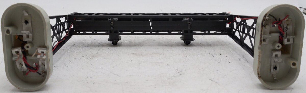 Lionel 6-12724 O Metal Operating Dual Signal Bridge EX/Box