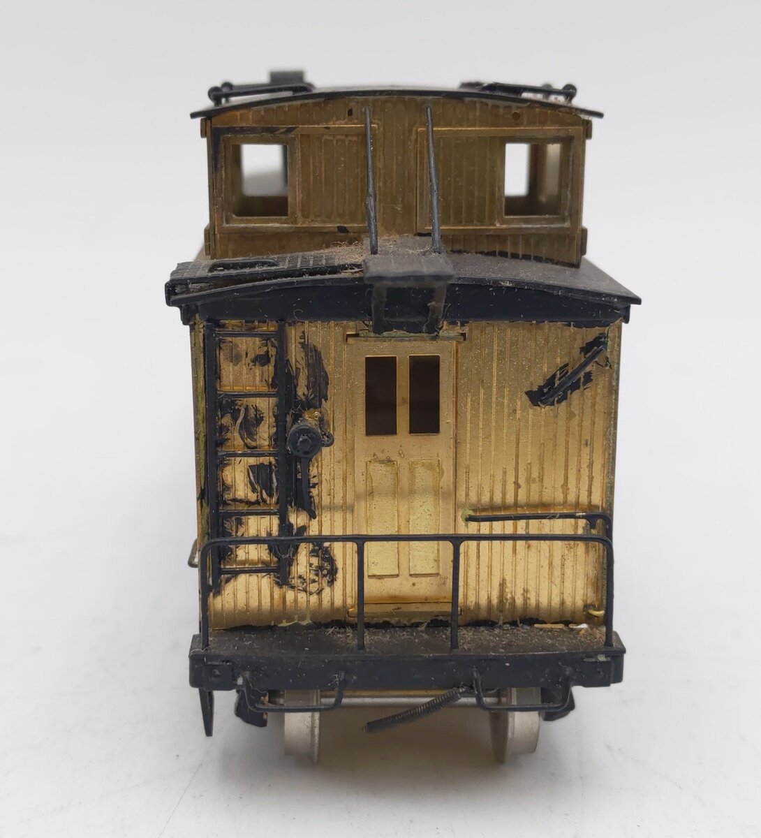 Hallmark Models HO Scale BRASS Texas & Pacific Caboose Car - Painted/Box