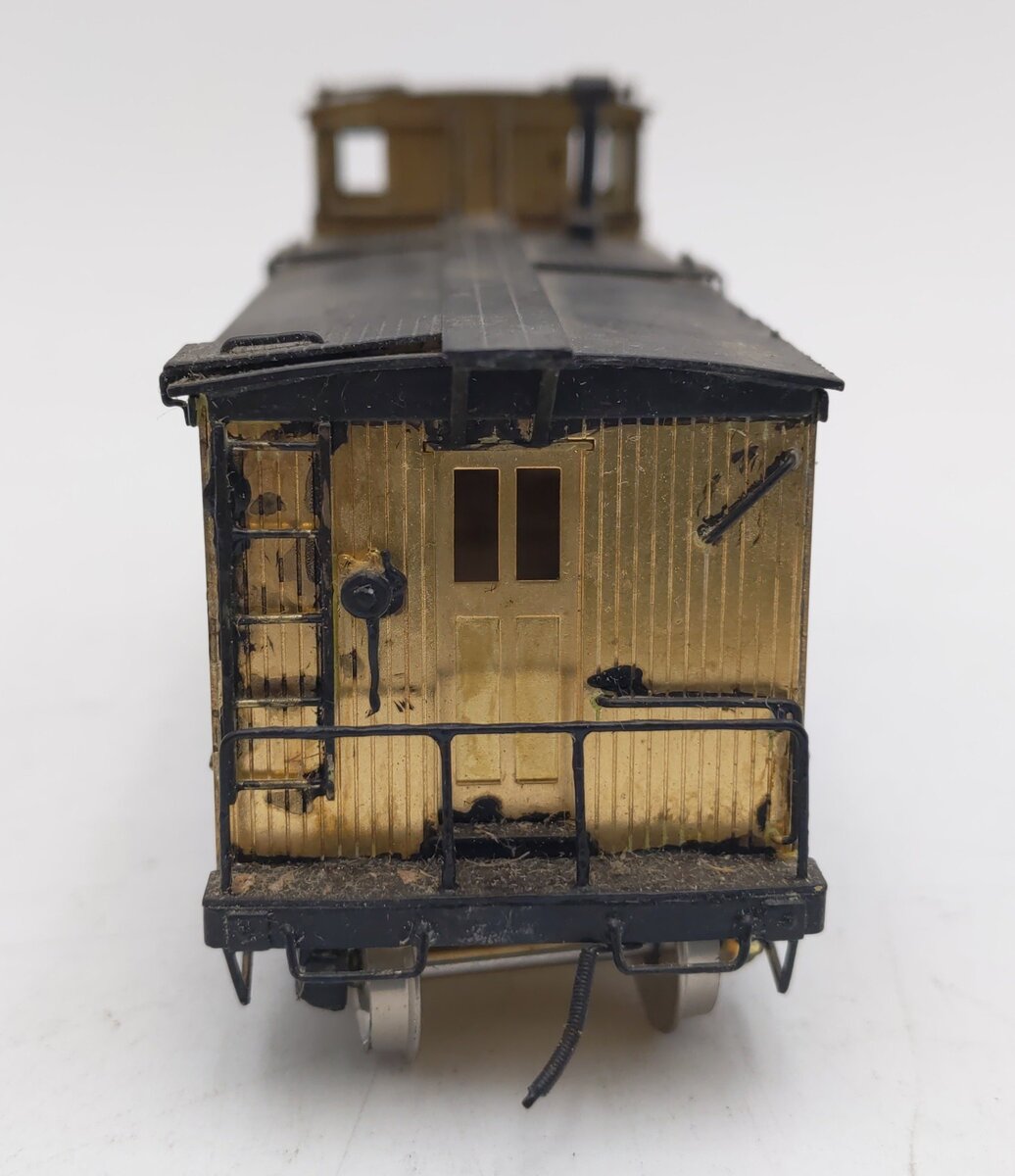 Hallmark Models HO Scale BRASS Texas & Pacific Caboose Car - Painted/Box