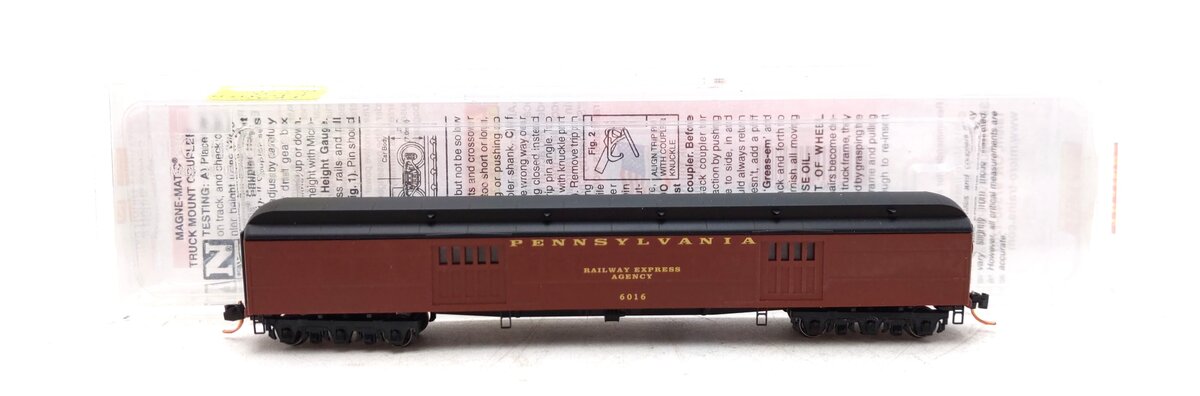Micro-Trains 14700050 N Pennsylvania 70' Express Baggage Car #6016 w/ Lighting LN/Box